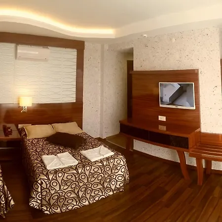 Grand Bayar 호텔