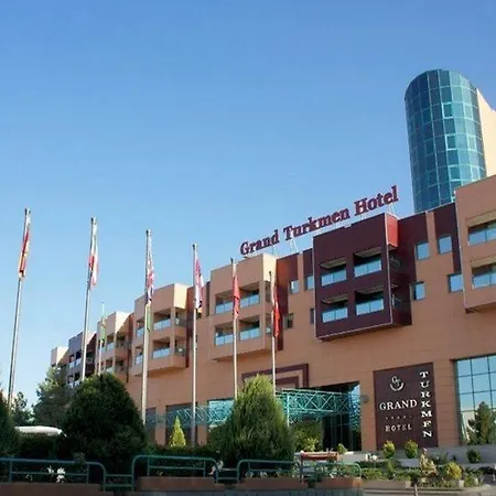 Grand Bayar Hotel 3*