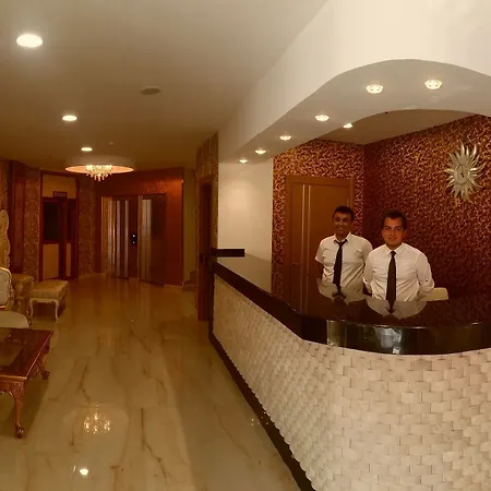 Hotel Grand Bayar