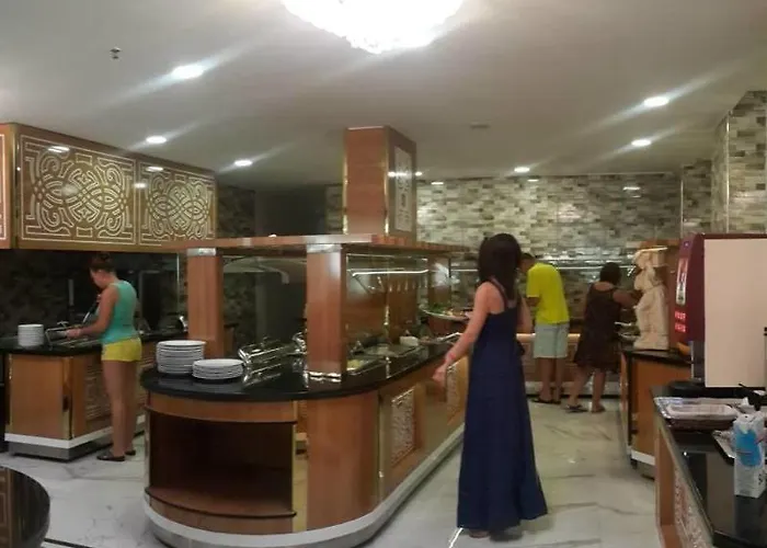 Hotel Grand Bayar 4*